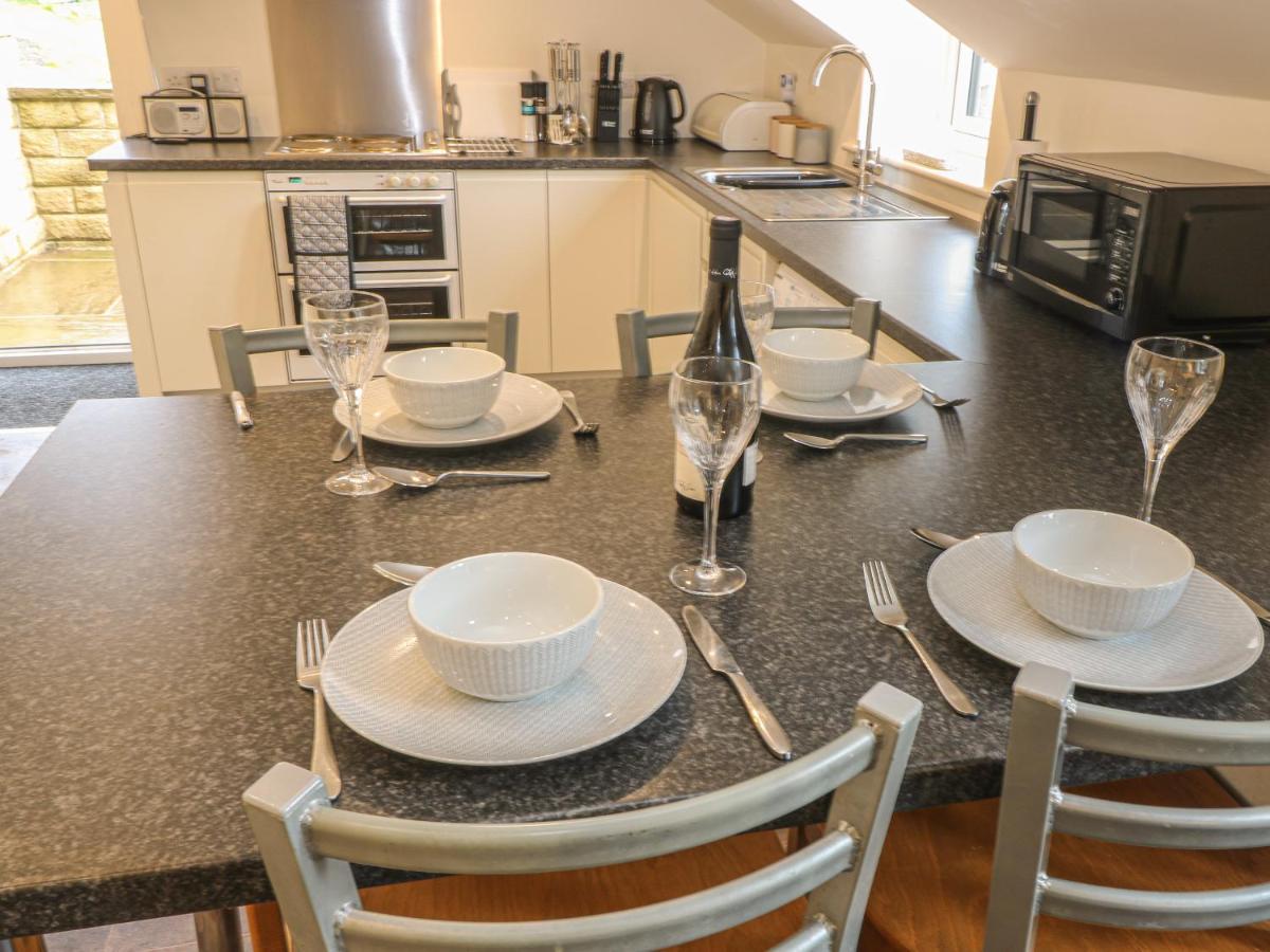 Villa Woodlands Keighley Esterno foto
