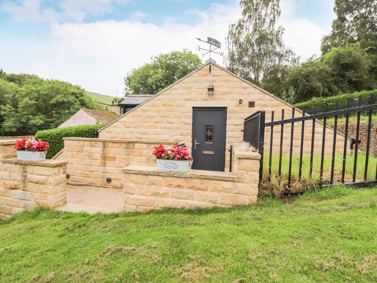 Villa Woodlands Keighley Esterno foto