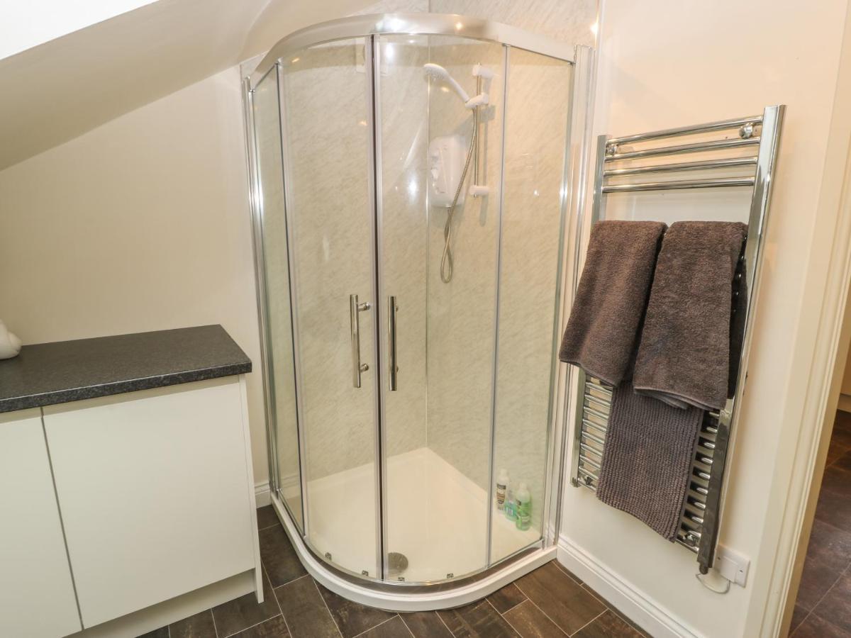 Villa Woodlands Keighley Esterno foto