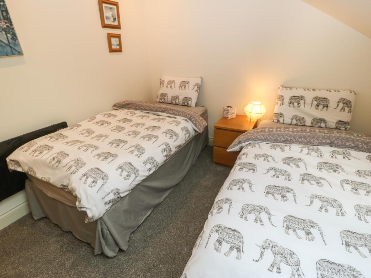 Villa Woodlands Keighley Esterno foto