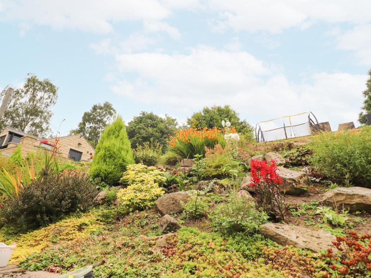 Villa Woodlands Keighley Esterno foto